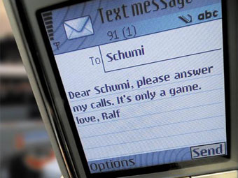 В мире отмечается двадцатилетие SMS-сообщений