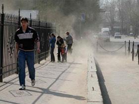 Концентрация пыли в Баку в 1,3 раза выше нормы
