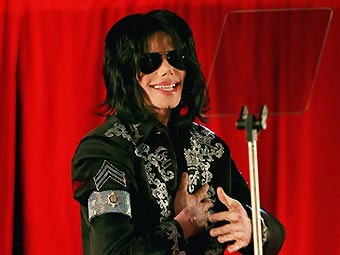 Майкл Джексон подзабыл свои фирменные танцы