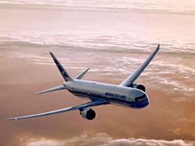 Boeing 767, выполнявший рейс Лондон-Чикаго, аварийно сел в Исландии