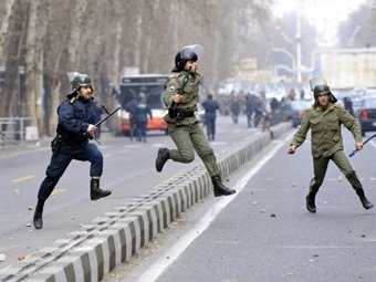 Иранская полиция отчиталась о беспорядках в Тегеране