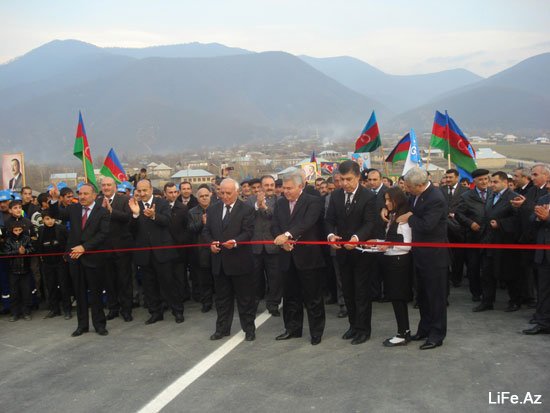 На участке реки Шин в селе Индже Шекинского района сдан в эксплуатацию самый протяженный в Азербайджане мост